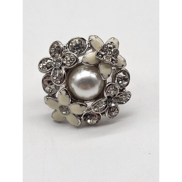 Lia Sophia "Catch The Bouquet" Crystal Rhinestone Faux Pearl Fashion Ring Size 6 - Picture 5 of 11